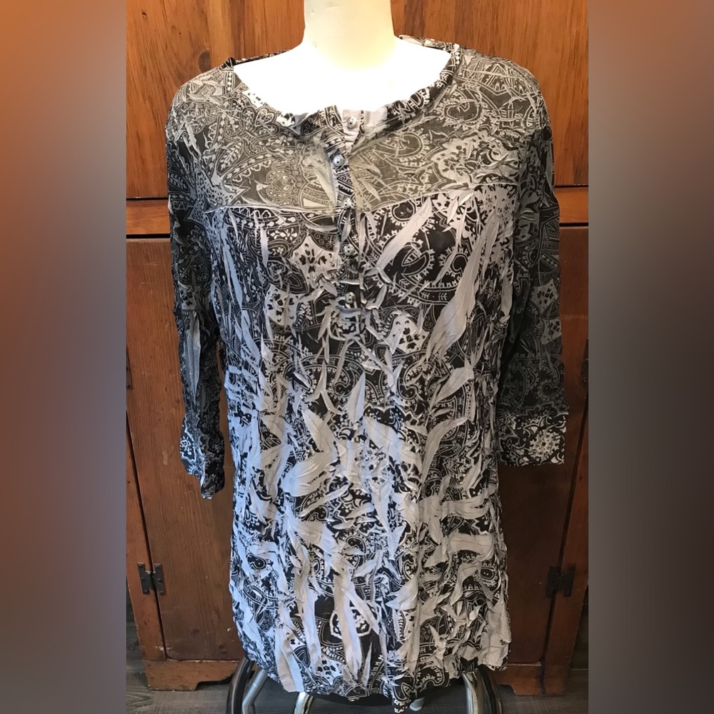 Alison Sheri Tunic/Top - Size Large